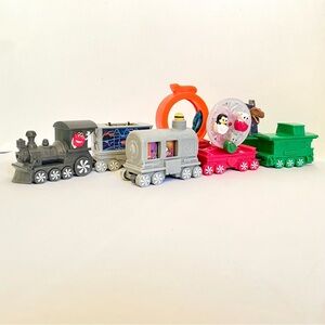 McDonald’s Happy Meal Toys 2017 Holiday Express Christmas Train Lot of 7